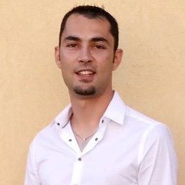 cropped-yannick-2.jpg
